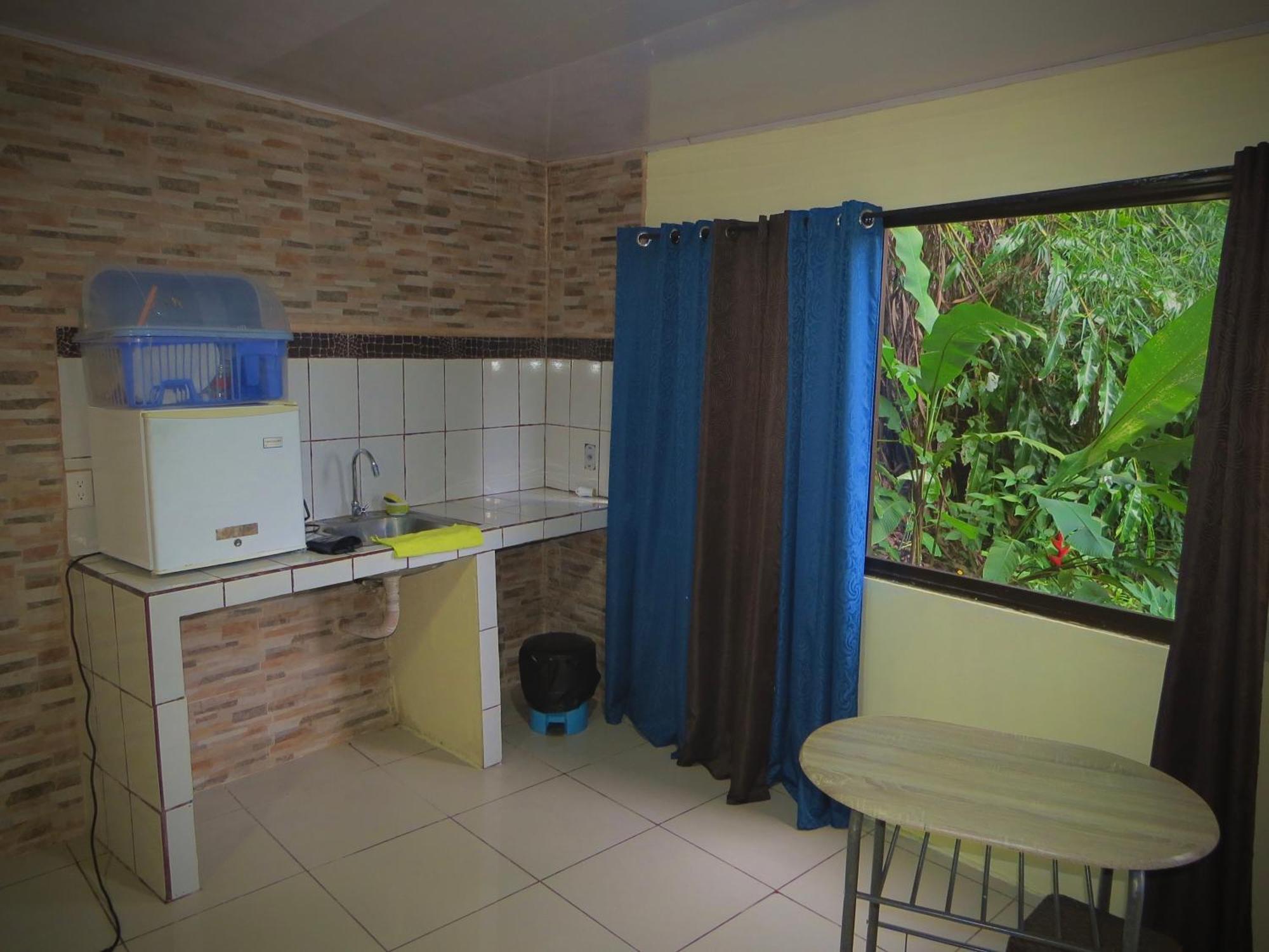 House La Rose Second Floor Apartment Manuel Antonio Exterior photo